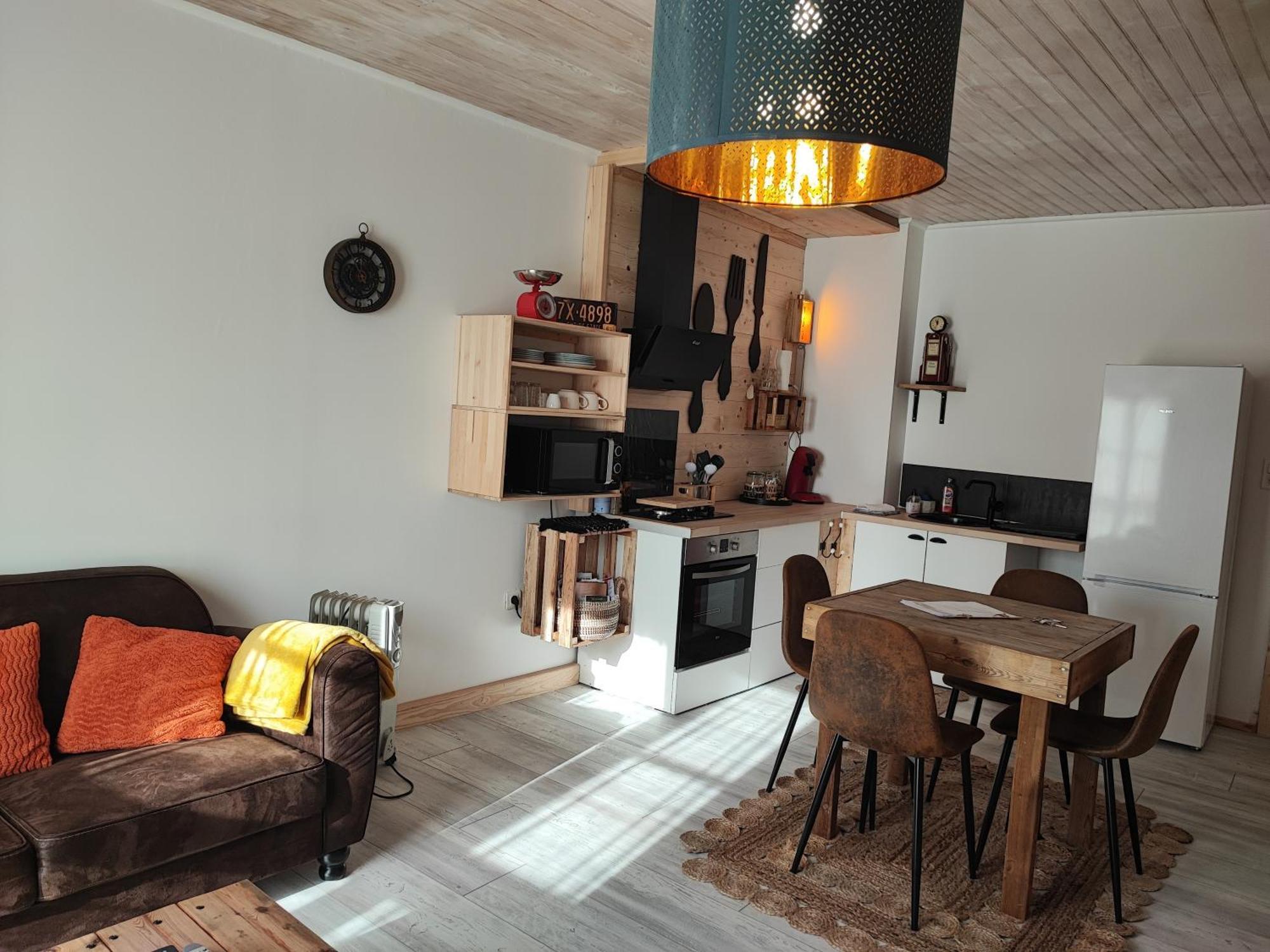 באז' Appartement Chez Marie Et Aymeric מראה חיצוני תמונה